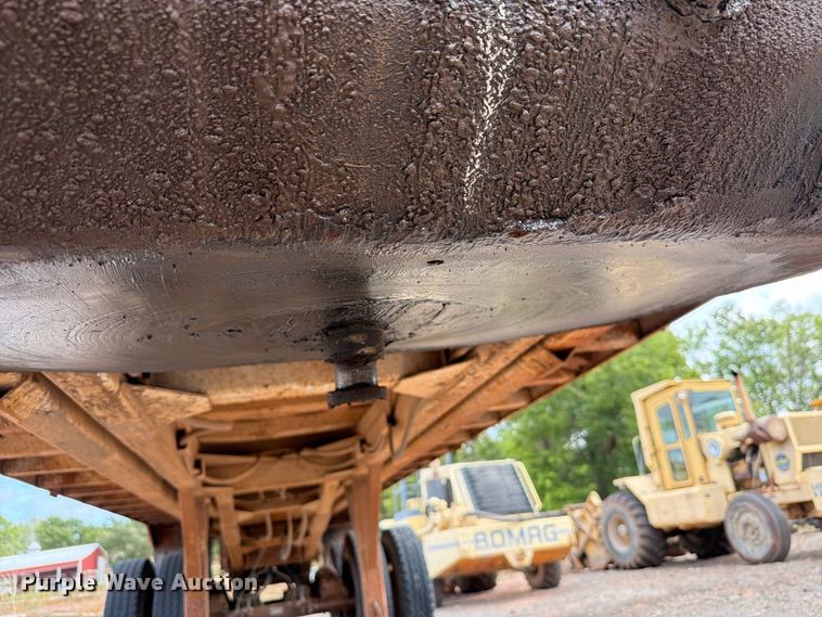 image for item EW7541 1990 Hibilt 24-24-HI-DP end dump trailer