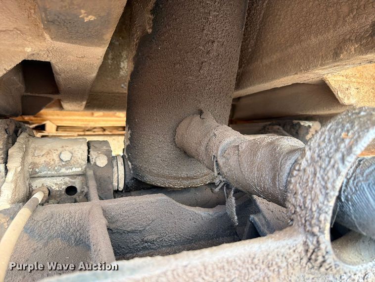 image for item EW7541 1990 Hibilt 24-24-HI-DP end dump trailer