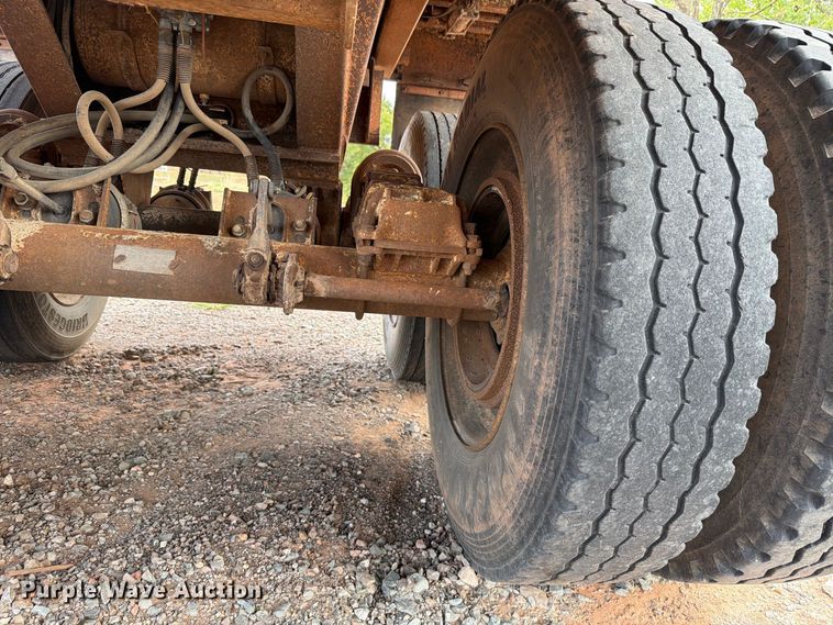 image for item EW7541 1990 Hibilt 24-24-HI-DP end dump trailer