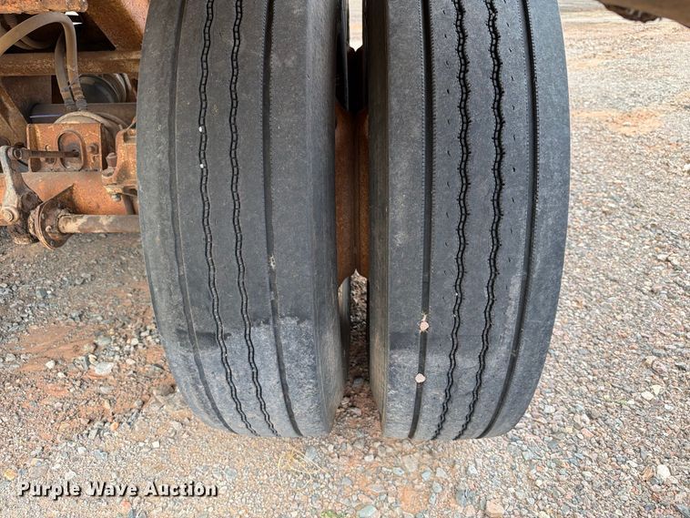 image for item EW7541 1990 Hibilt 24-24-HI-DP end dump trailer