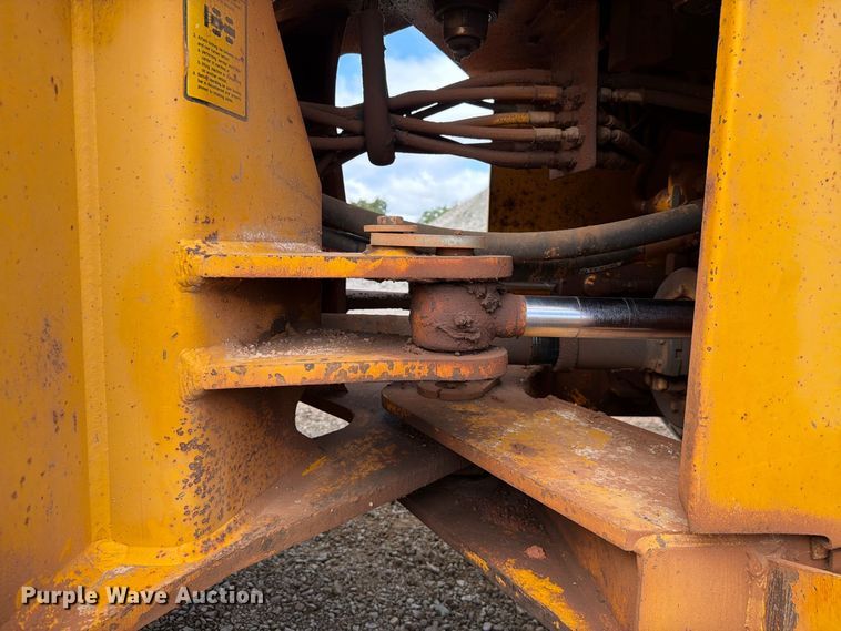 image for item EW7542 1990 John Deere 624E wheel loader