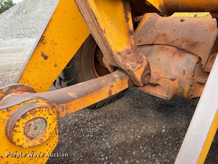 image for item EW7542 1990 John Deere 624E wheel loader