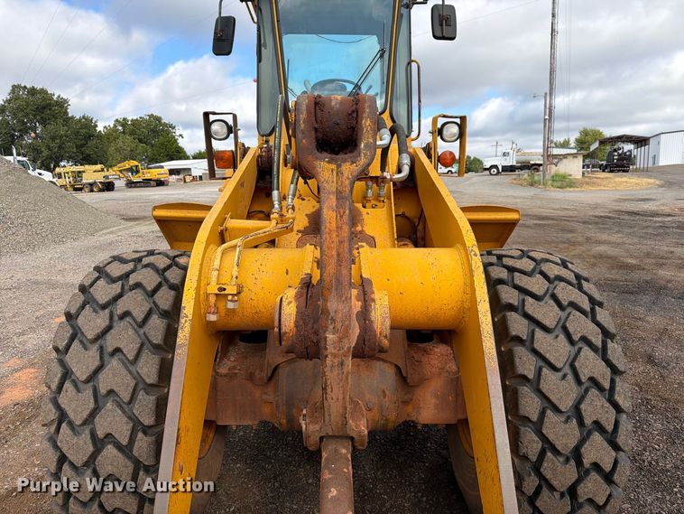 image for item EW7542 1990 John Deere 624E wheel loader