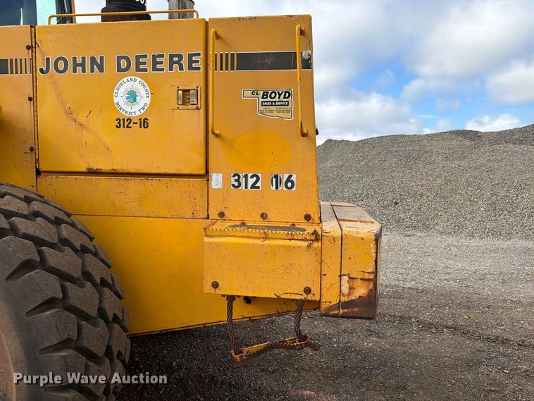 image for item EW7542 1990 John Deere 624E wheel loader
