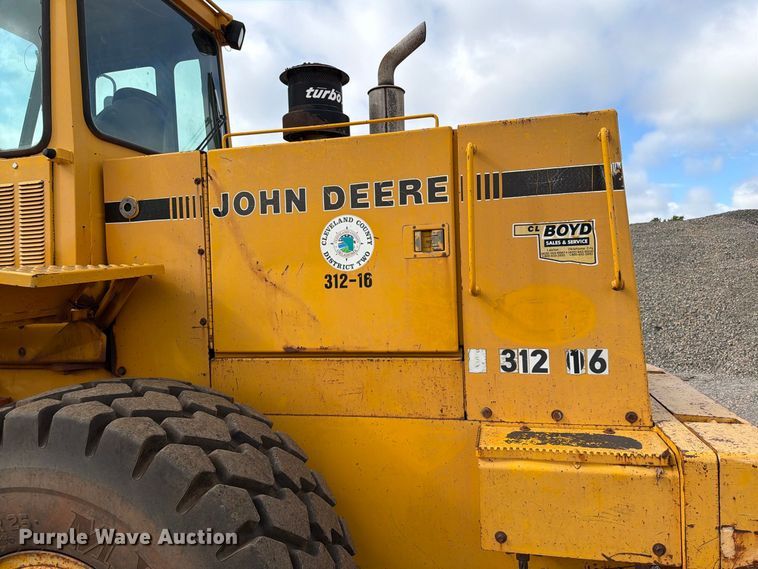 image for item EW7542 1990 John Deere 624E wheel loader
