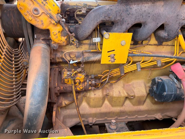 image for item EW7542 1990 John Deere 624E wheel loader