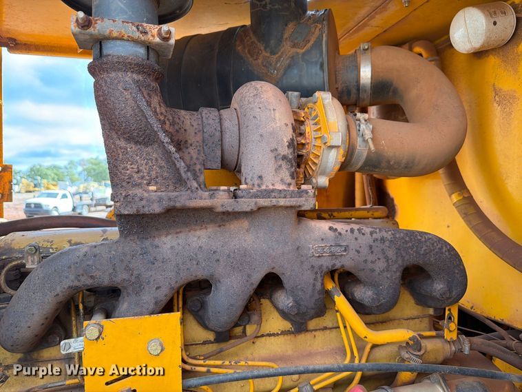 image for item EW7542 1990 John Deere 624E wheel loader