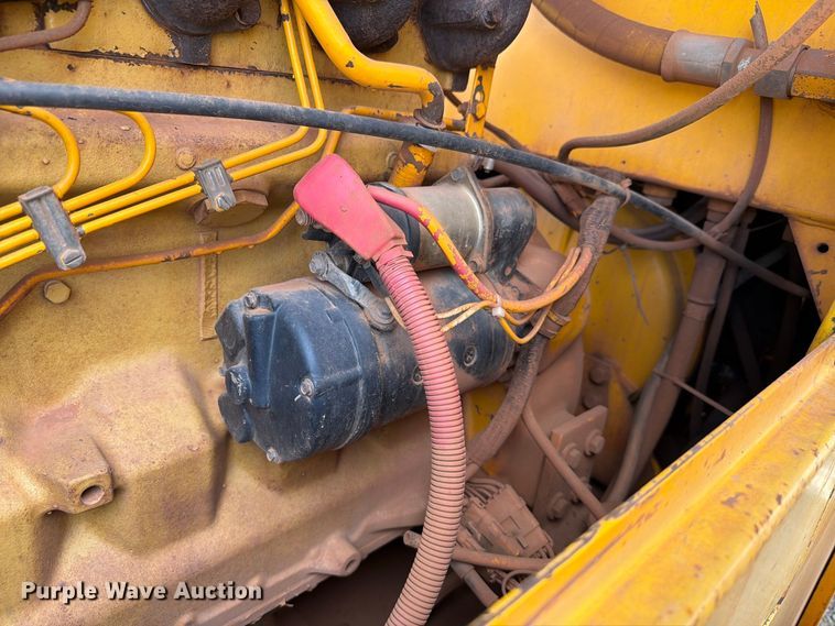 image for item EW7542 1990 John Deere 624E wheel loader