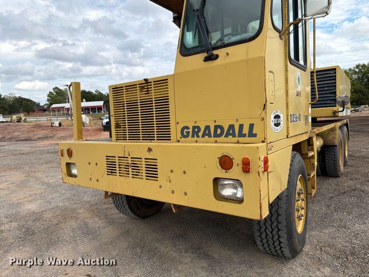 image for item EW7543 1999 Gradall XL4100 wheeled excavator