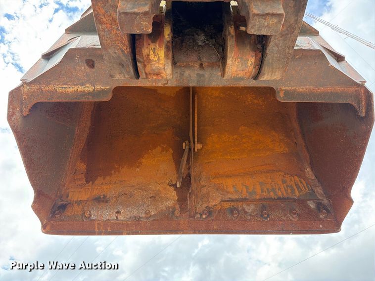 image for item EW7543 1999 Gradall XL4100 wheeled excavator