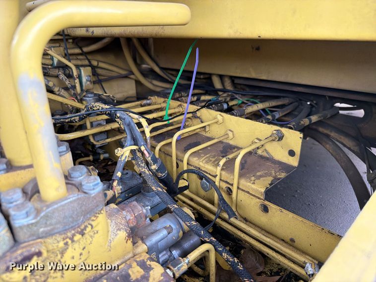 image for item EW7543 1999 Gradall XL4100 wheeled excavator