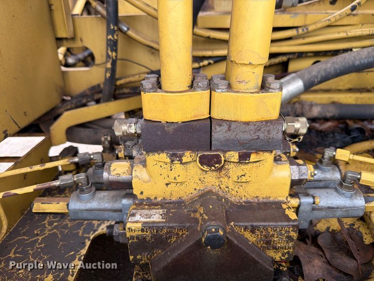 image for item EW7543 1999 Gradall XL4100 wheeled excavator