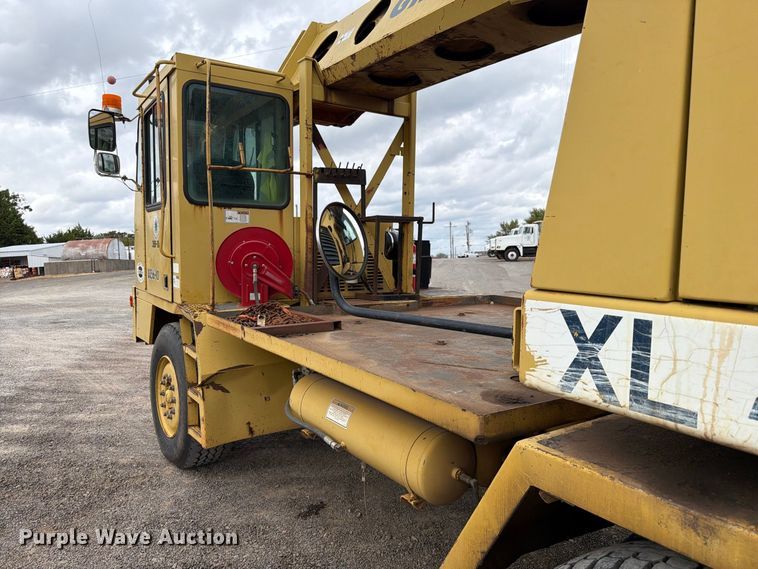 image for item EW7543 1999 Gradall XL4100 wheeled excavator