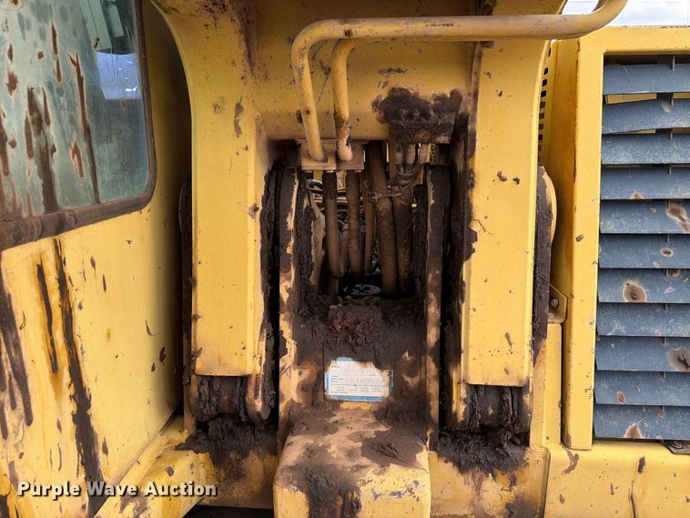 image for item EW7543 1999 Gradall XL4100 wheeled excavator