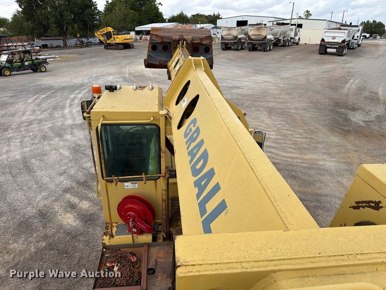 image for item EW7543 1999 Gradall XL4100 wheeled excavator