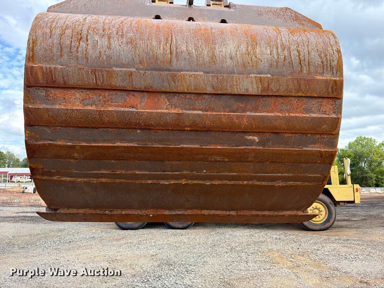 image for item EW7543 1999 Gradall XL4100 wheeled excavator