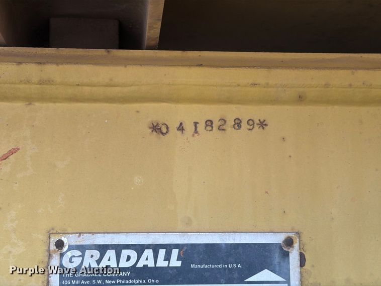image for item EW7543 1999 Gradall XL4100 wheeled excavator