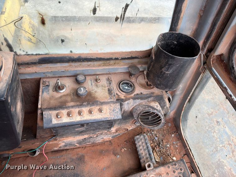 image for item EW7543 1999 Gradall XL4100 wheeled excavator