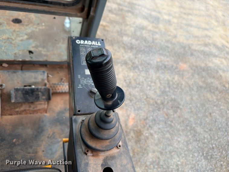 image for item EW7543 1999 Gradall XL4100 wheeled excavator