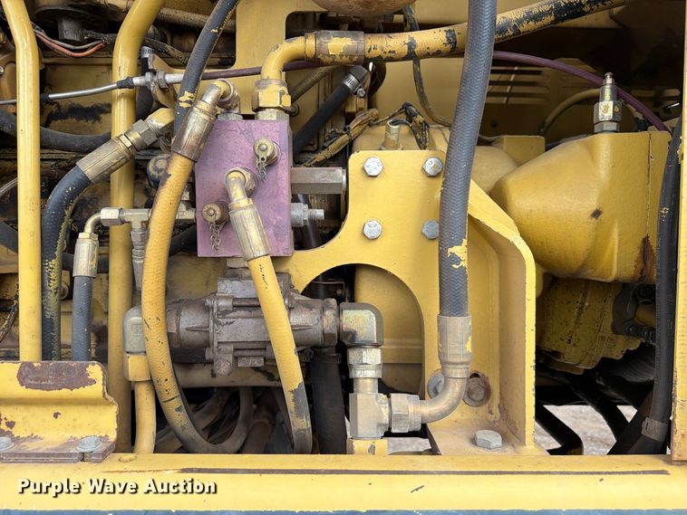 image for item EW7543 1999 Gradall XL4100 wheeled excavator