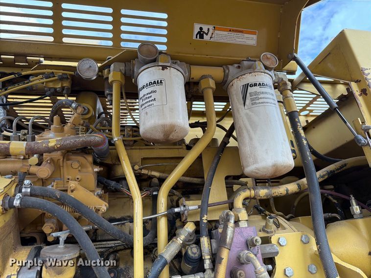 image for item EW7543 1999 Gradall XL4100 wheeled excavator