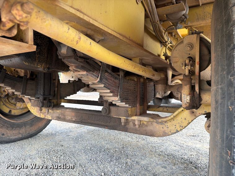image for item EW7543 1999 Gradall XL4100 wheeled excavator