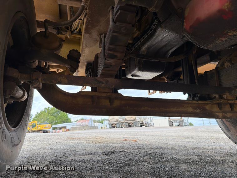 image for item EW7543 1999 Gradall XL4100 wheeled excavator