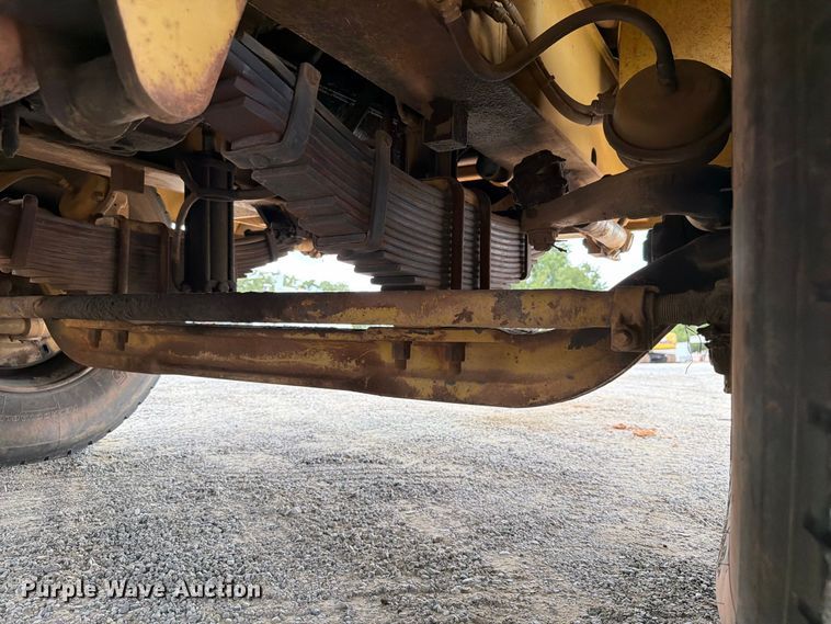 image for item EW7543 1999 Gradall XL4100 wheeled excavator