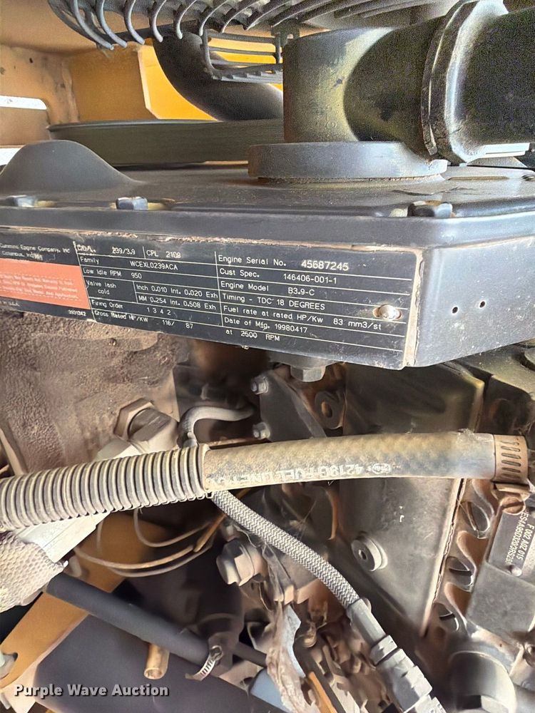 image for item EW7545 1998 Vermeer BC1800A wood chipper