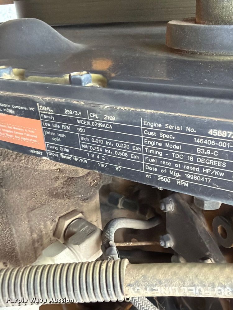 image for item EW7545 1998 Vermeer BC1800A wood chipper