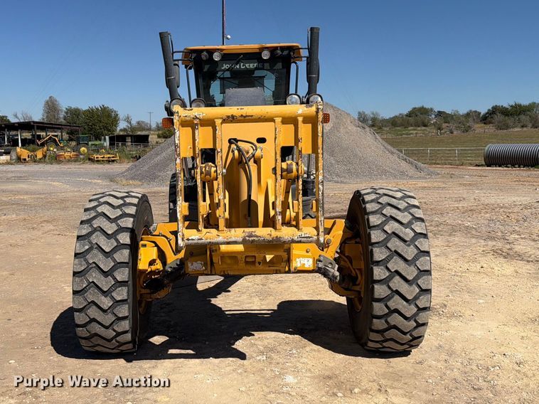 image for item EW7549 2016 John Deere 672G motor grader