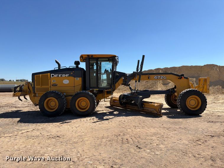 image for item EW7549 2016 John Deere 672G motor grader