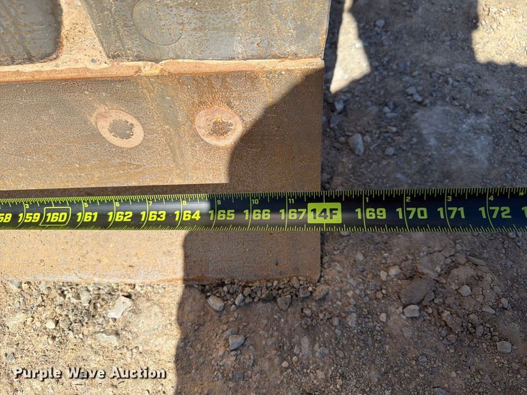image for item EW7549 2016 John Deere 672G motor grader