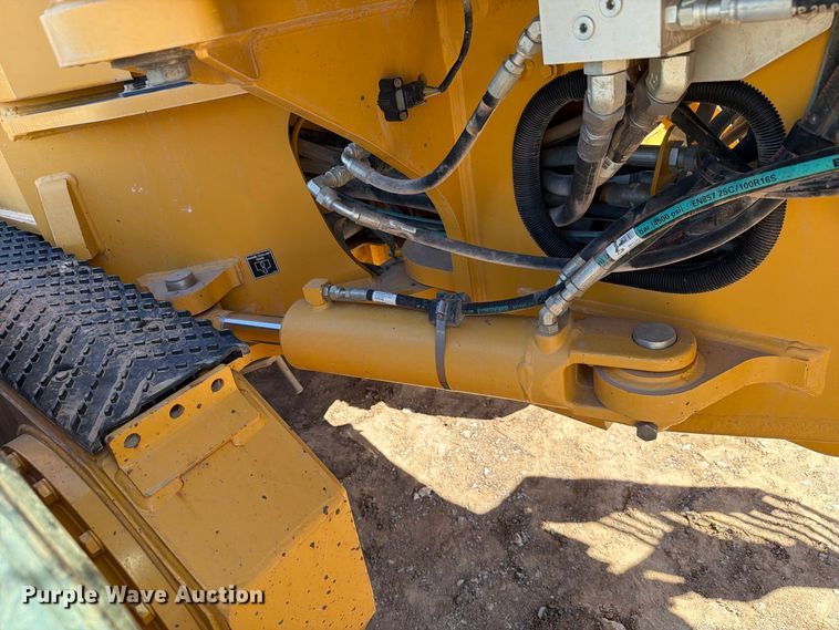 image for item EW7549 2016 John Deere 672G motor grader