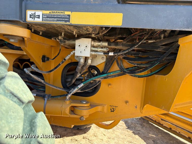 image for item EW7549 2016 John Deere 672G motor grader