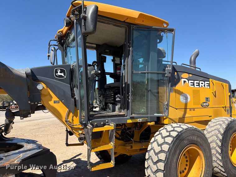 image for item EW7549 2016 John Deere 672G motor grader