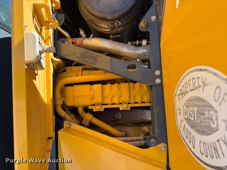 image for item EW7549 2016 John Deere 672G motor grader