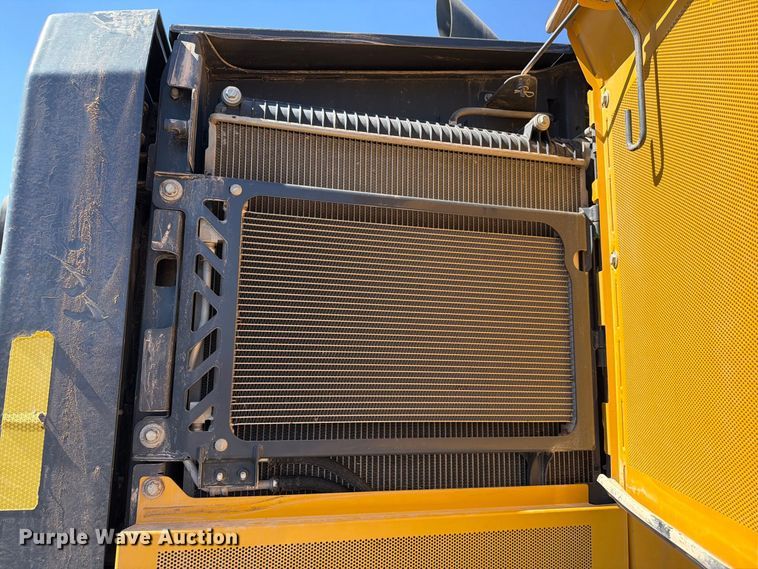image for item EW7549 2016 John Deere 672G motor grader