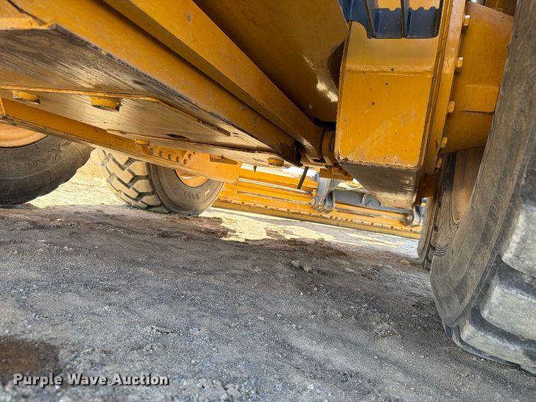 image for item EW7549 2016 John Deere 672G motor grader