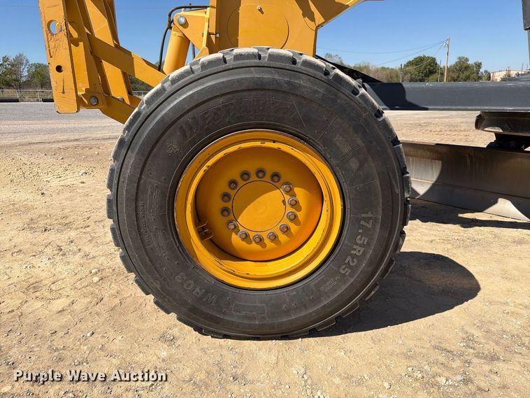 image for item EW7549 2016 John Deere 672G motor grader