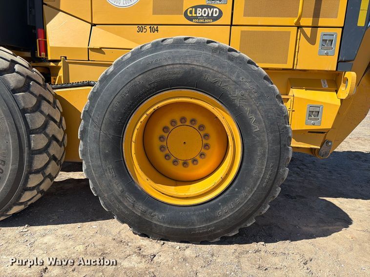 image for item EW7549 2016 John Deere 672G motor grader