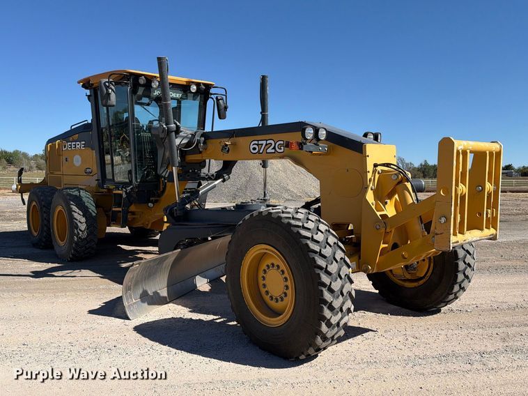 image for item EW7550 2017 John Deere 672G motor grader