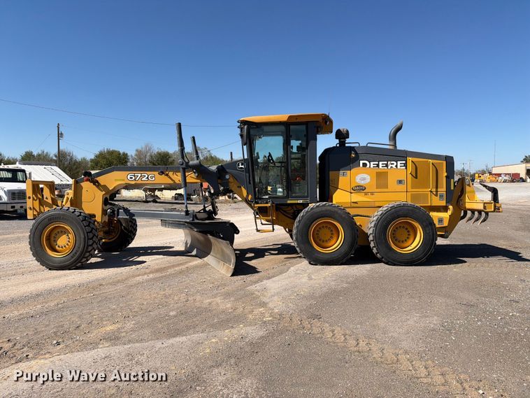 image for item EW7550 2017 John Deere 672G motor grader
