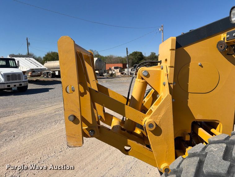 image for item EW7550 2017 John Deere 672G motor grader
