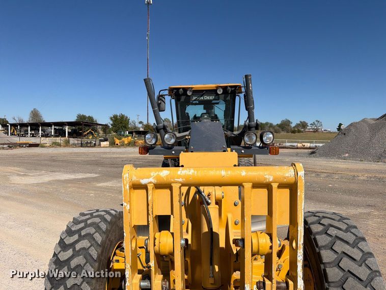 image for item EW7550 2017 John Deere 672G motor grader