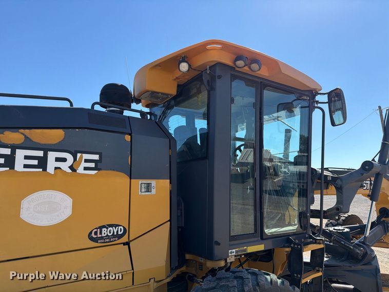 image for item EW7550 2017 John Deere 672G motor grader