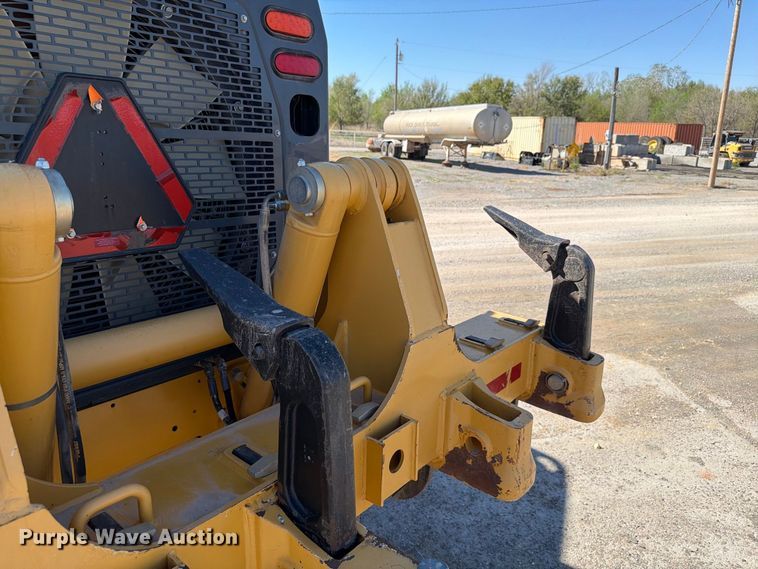 image for item EW7550 2017 John Deere 672G motor grader