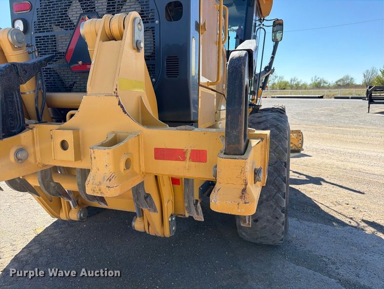 image for item EW7550 2017 John Deere 672G motor grader