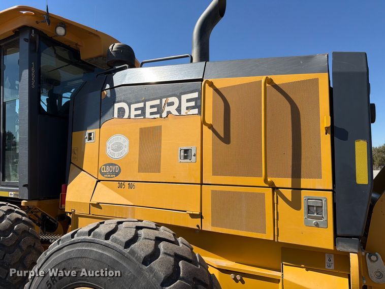 image for item EW7550 2017 John Deere 672G motor grader