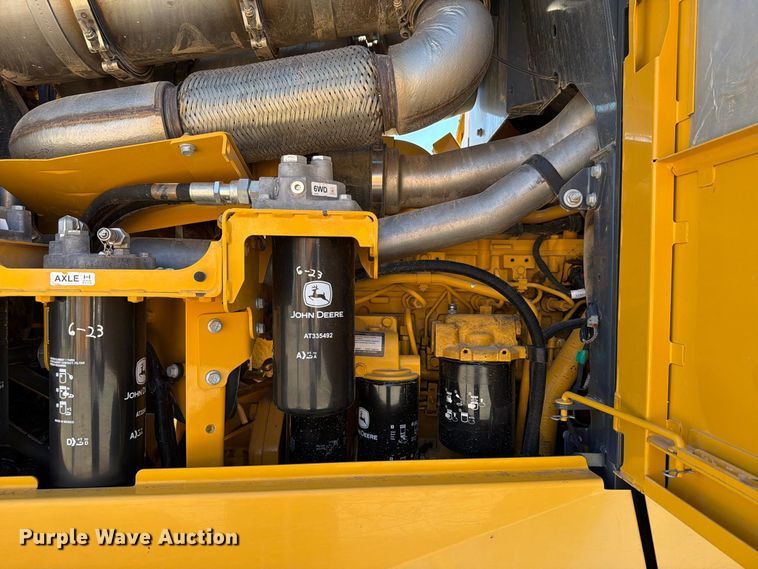 image for item EW7550 2017 John Deere 672G motor grader